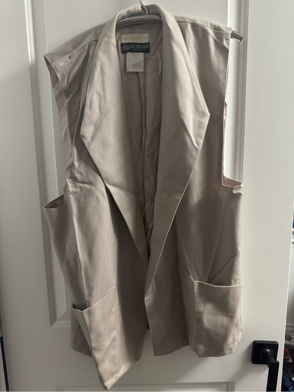 Linda Lundstorm wool Neutral Beige Sleeveless  Vest